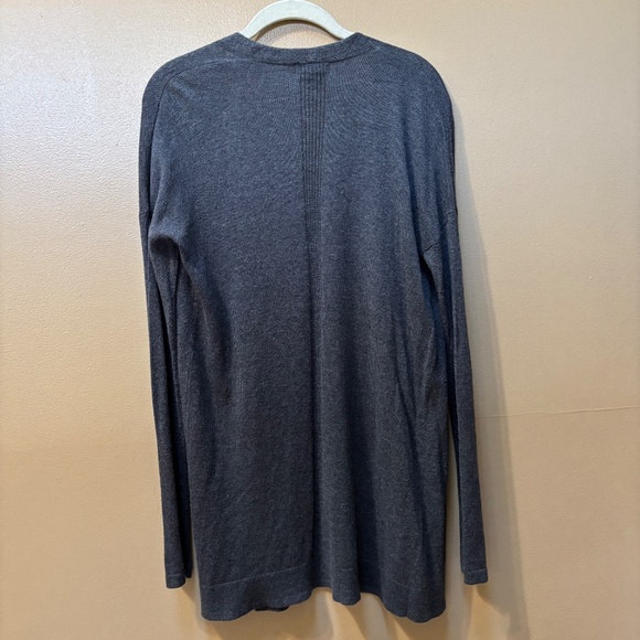 Gap Long Sleeve Open Front Knee Length Gray Cardigan Size XS - Picture 2 of 7